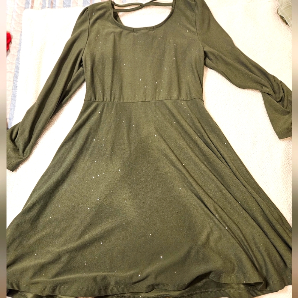 Hunter Green Derek Heart Girl's Dress